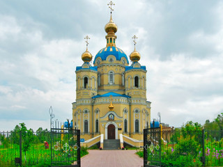 Fototapeta na wymiar Church of St. Alexander Nevsky (location: Lugansk, Ukraine)