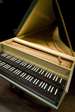 clavecin-ancien-02
