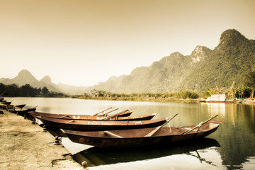 Vietnam - Suoi Yen River