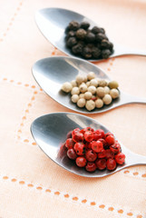 pepper on the spoon