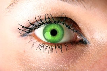 green eye