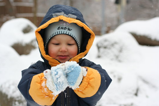 "I will create a snowman"