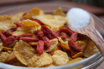 Corn flakes with goji berry