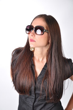 brunette model with sunglasses