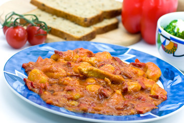 Gnocchi mit Putenfleisch,Paprika Sosse