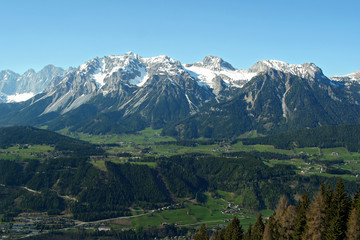 Die Dachstein-Kette