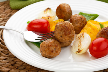 Dinner kebab - grilled meat with vegetables