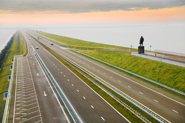 Afsluitdijk, Holland