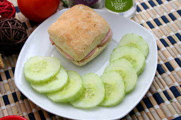 wurstbrötchen