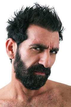 uomo con barba