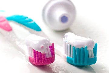 Fototapeta na wymiar toothpaste and toothbrushes