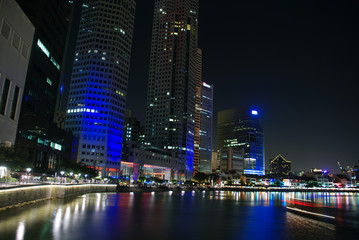 Obraz na płótnie Canvas Singapore city at night