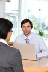 Fototapeta na wymiar businessman talking to client