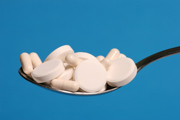 cucchiaio con medicinali