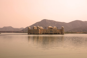 Palais flottant  à Jaipur