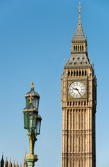 Fototapeta na wymiar Big Ben, Londyn, Most z Westminster lamp