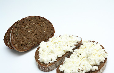 Sandwich with soft cheese