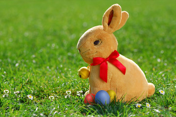 easter bunny with eggs_2