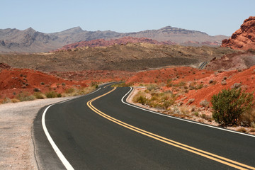Fototapeta na wymiar Road in Valley of Fire, Nevada