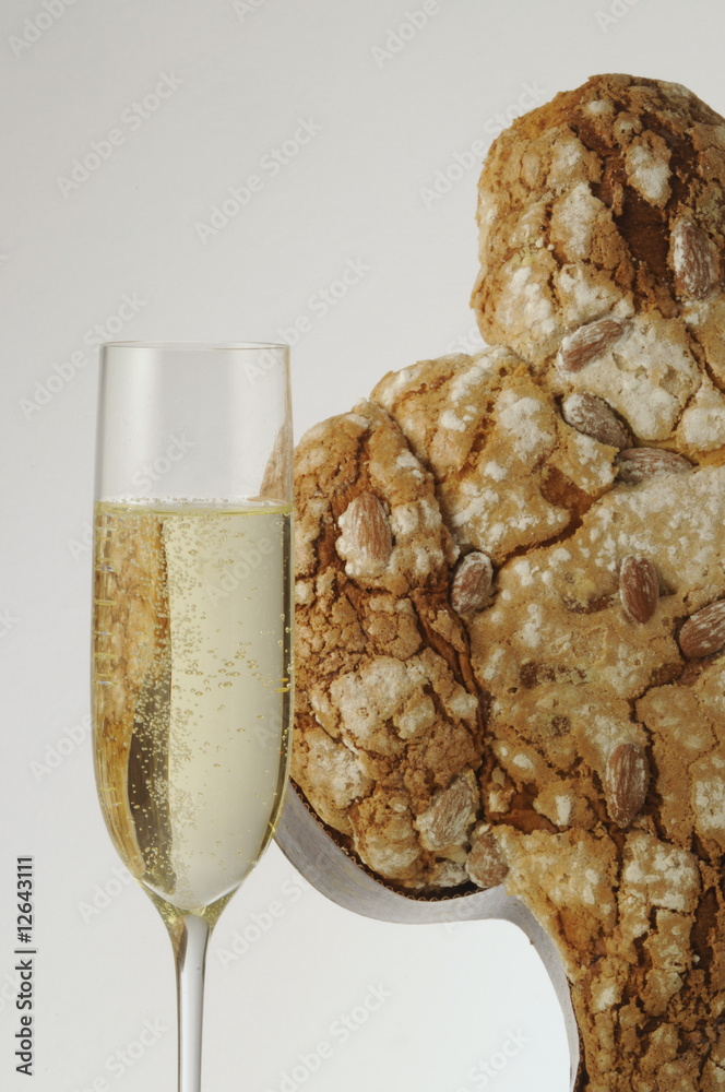 Canvas Prints Colomba di Pasqua con Prosecco