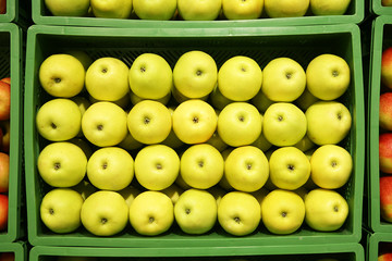 green apples in the box