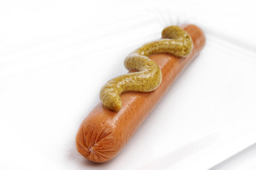 Wurst mit Senf