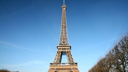 Eiffel Tower, time lapse daytime