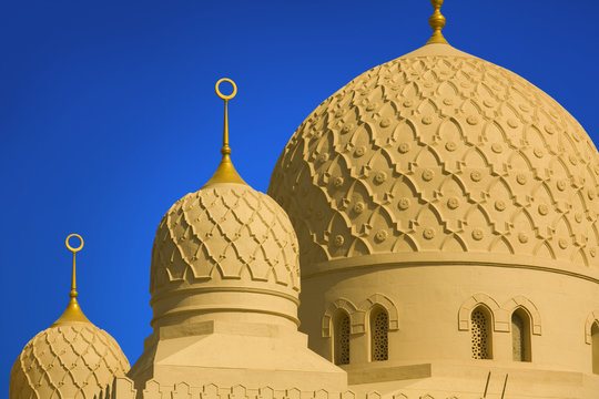 The Grand Jumeirah Mosque In Dubai, United Arab Emirates