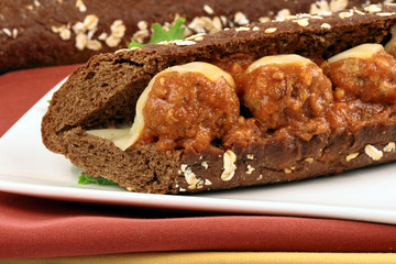 Sandwich with meatballs