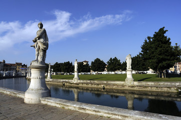 Fototapeta na wymiar Prato della Valle - Padova