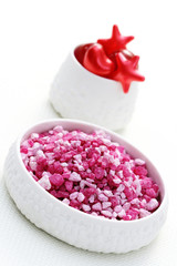 pink bath salt