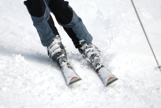 descente &agrave; ski