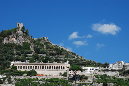 amalfi coast near sorrento and postiano
