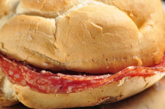 Panino col salame