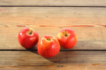 apples