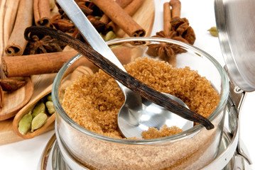 Zimtstangen,Vanilleschote,Sternanis,Kardamom