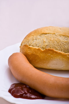 Bockwurst mit Ketchup