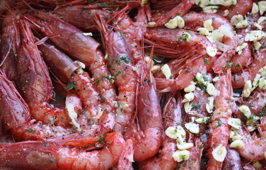 giant prawns with garlic and herbs