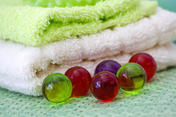 oil bath pearls and towels