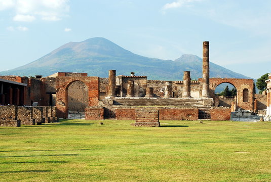 Fototapeta Pompei and Mount Vesuvius