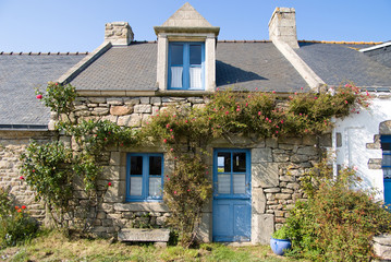 Picturesque cottage