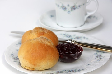 Zum Frühstück