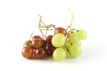 grüne und rote weintrauben