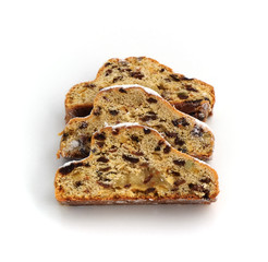 almond cake with raisins