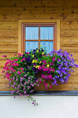 Fototapeta na wymiar Typical floral adornments in Austria