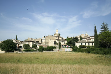 Fototapeta na wymiar provencal village