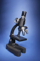 Microscope