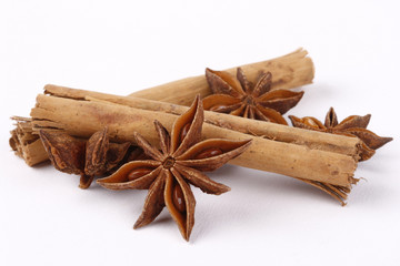 Star anise and cinnamon