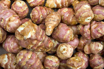 Fresh Jerusalem Artichokes (sunroot, sunchoke) in market