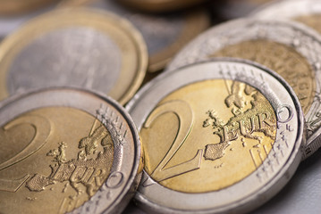 monnaie européenne - gros plan pièces de 2 euro